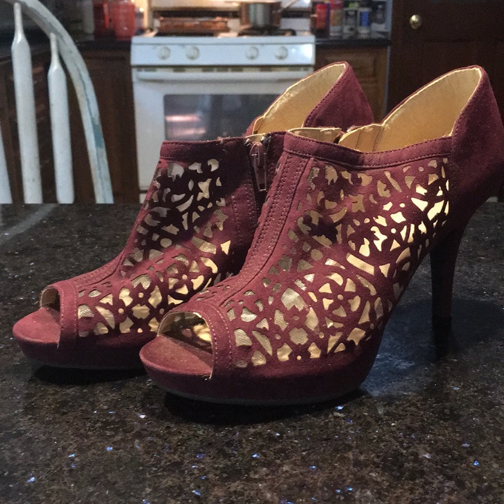 Avon Boot Like Heels